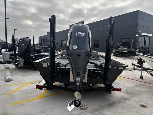 Slide: The Image of 2022 G3 Sportsman 1910 boat with 150 horsepower engine, parked outdoors. - 6