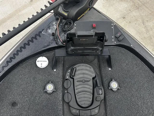 Slide: The Image of 2020 Skeeter ZX225 boat deck with Minn Kota trolling motor and foot pedal controls. - 10
