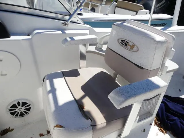 Slide: The Image of Sea Hunt Escape 234 LE 2013 - 11