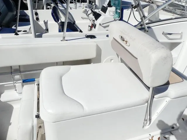 Slide: The Image of Sea Hunt Escape 234 LE 2013 - 17