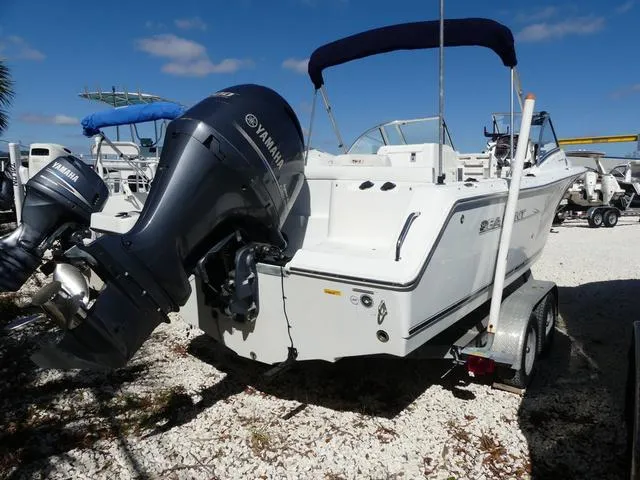 Slide: The Image of Sea Hunt Escape 234 LE 2013 - 5