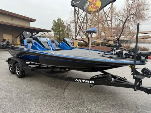 Slide: The Image of 2025 Nitro Z20 XL Pro boat parked outside Bass Pro Shops. - 0
