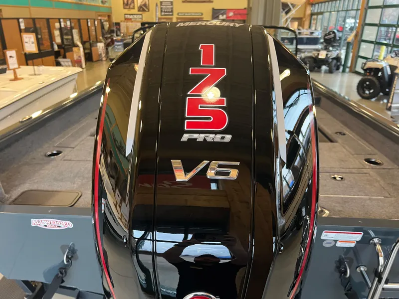 Slide: The Image of 2025 Ranger VS1882SC Reata with Mercury 175 Pro V6 engine in showroom. - 8