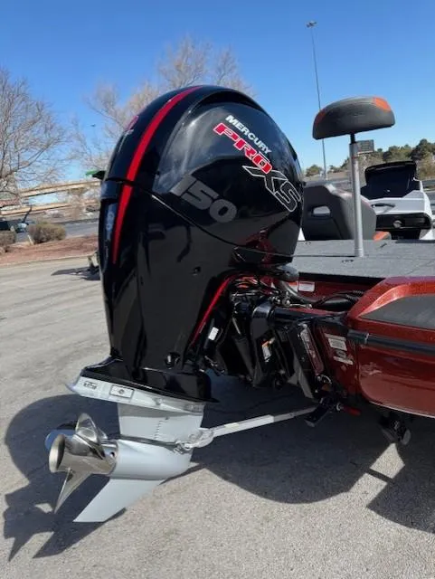 Slide: The Image of 2025 Nitro Z18 Pro boat with Mercury 150 Pro XS outboard motor. - 8
