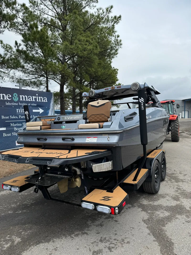 Slide: The Image of Varatti Z2373 2025 - 17