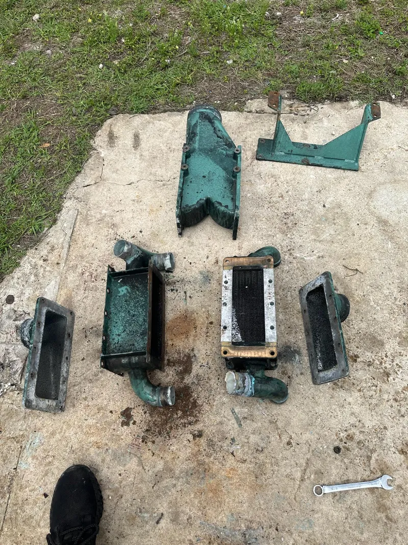 Slide: The Image of Bertram 46.6 War Wagon 1982 - 50