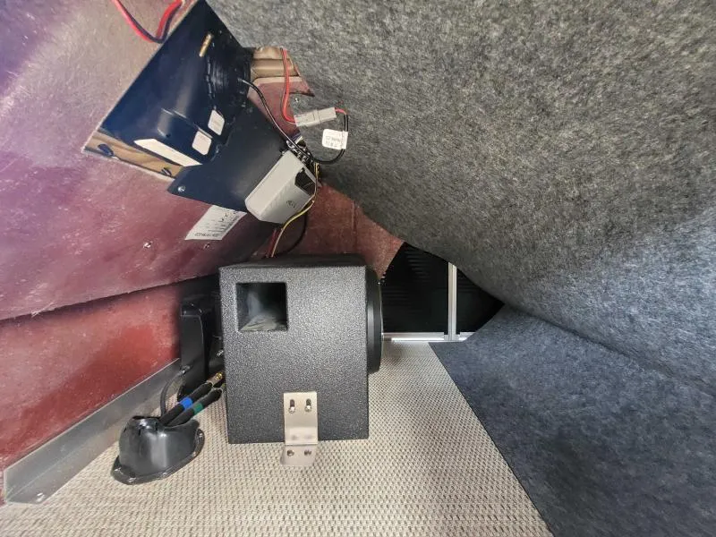 Slide: The Image of 2024 Bennington 25 RSB interior wiring and speaker setup. - 15