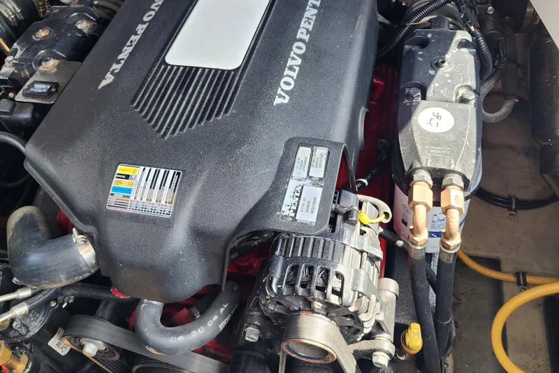 Slide: The Image of Volvo Penta engine in a 2006 Chris-Craft Corsair 28 boat. - 67