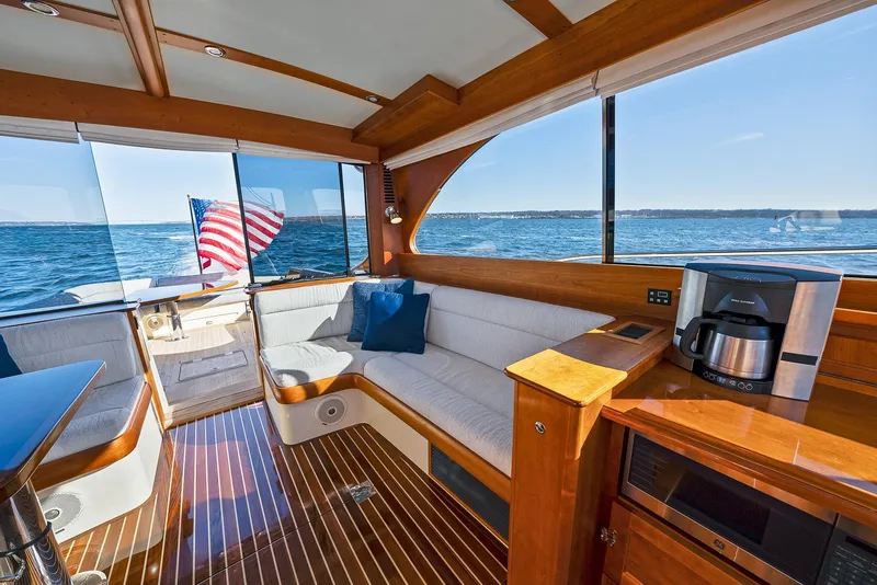 Slide: The Image of Aft Windows Up - 23