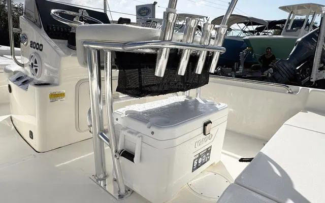 Slide: The Image of Bulls Bay 2000 CC 2025 - 20