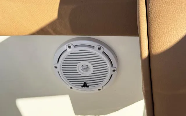 Slide: The Image of Pioneer 222 Islander 2025 - 29