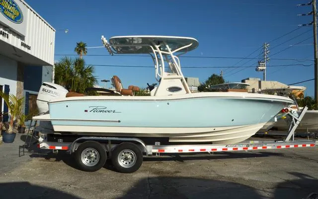 Slide: The Image of Pioneer 222 Islander 2025 - 8