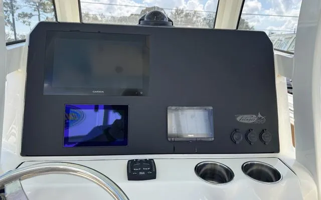 Slide: The Image of Pioneer Pelagic 270 2025 - 25