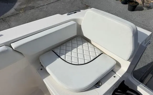 Slide: The Image of Clearwater 2200CC 2024 - 12