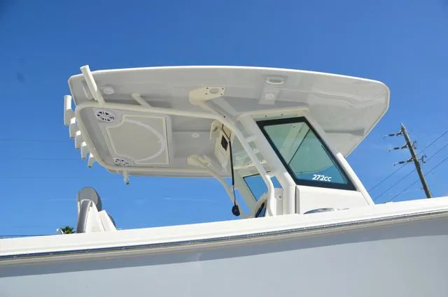 Slide: The Image of Sailfish 272CC 2025 - 11