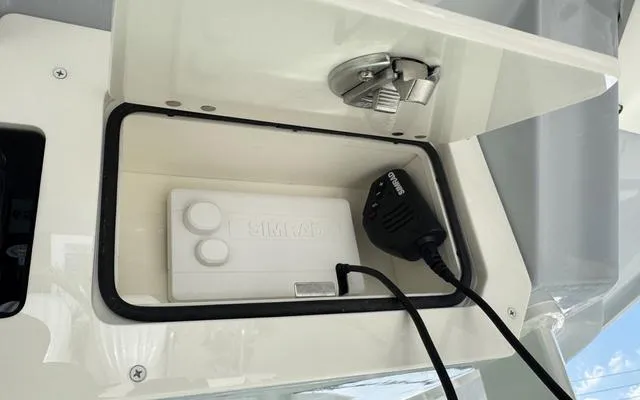 Slide: The Image of Sailfish 272CC 2025 - 23