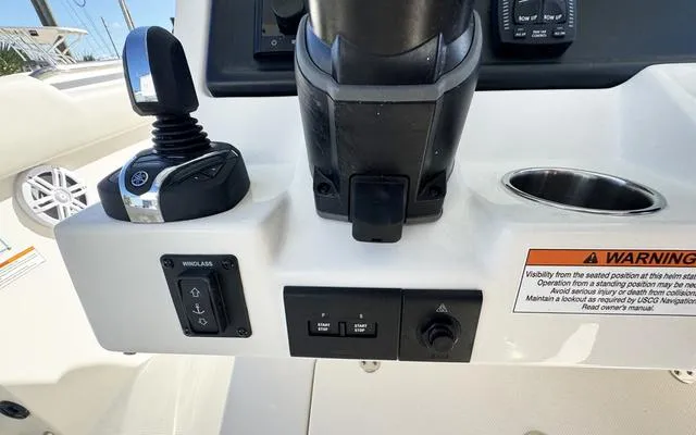 Slide: The Image of Sailfish 272CC 2025 - 29