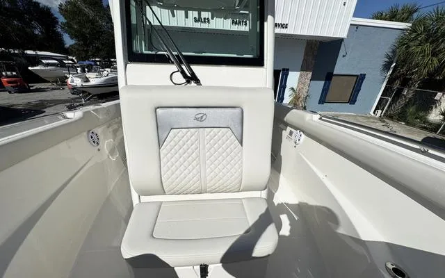 Slide: The Image of Sailfish 272CC 2025 - 31