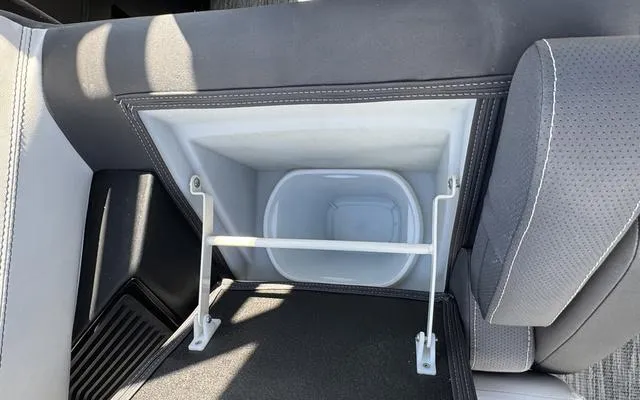 Slide: The Image of Viaggio Diamante 24UW 2025 - 19