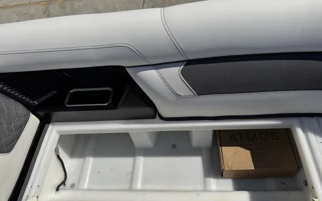 Slide: The Image of Viaggio Diamante 24UW 2025 - 34