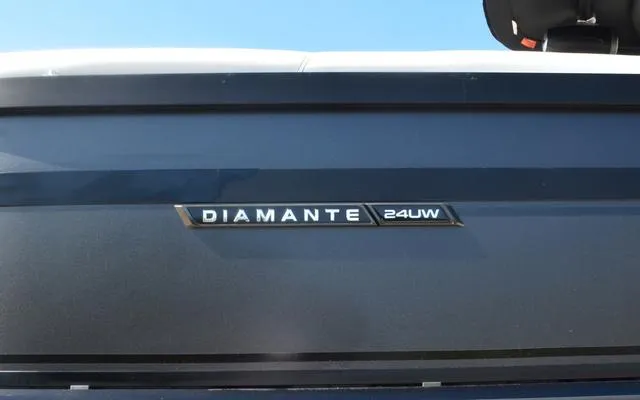 Slide: The Image of Viaggio Diamante 24UW 2025 - 6