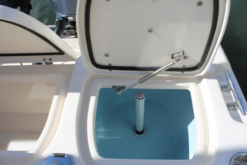 Slide: The Image of Livewell compartment on a 2018 Grady-White Fisherman 257 boat. - 39