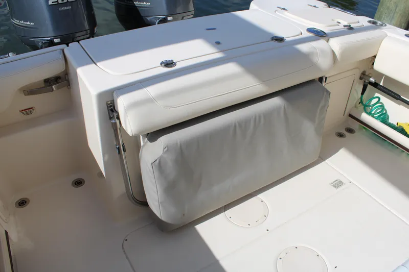 Slide: The Image of Grady-White Fisherman 257 2018 - 51