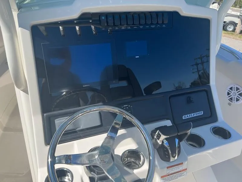 Slide: The Image of Sailfish 27' CC 2023 - 5