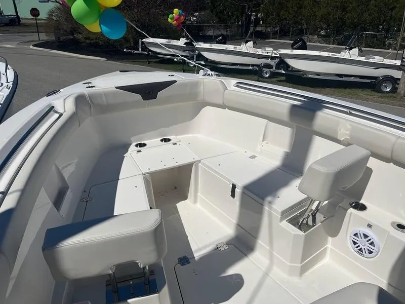 Slide: The Image of Sailfish 27' CC 2023 - 7