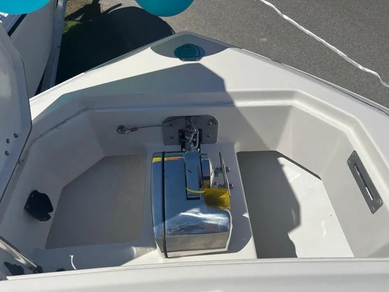 Slide: The Image of Sailfish 27' CC 2023 - 8