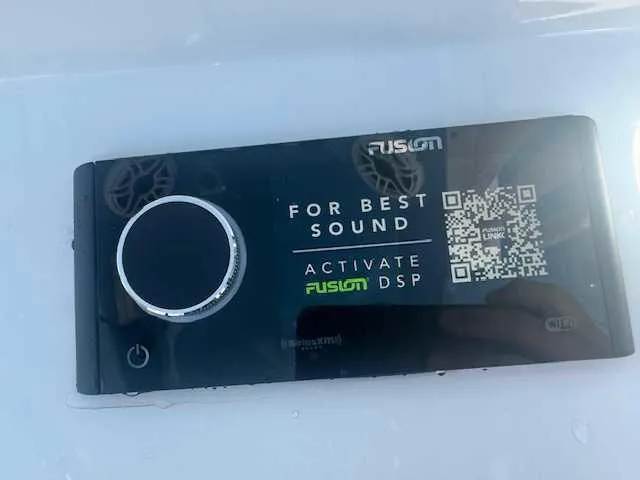 Slide: The Image of Windlass control switch on 2025 Sportsman Heritage 261 boat. - 31