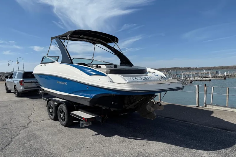 Slide: The Image of Rinker QX26 2017 - 4