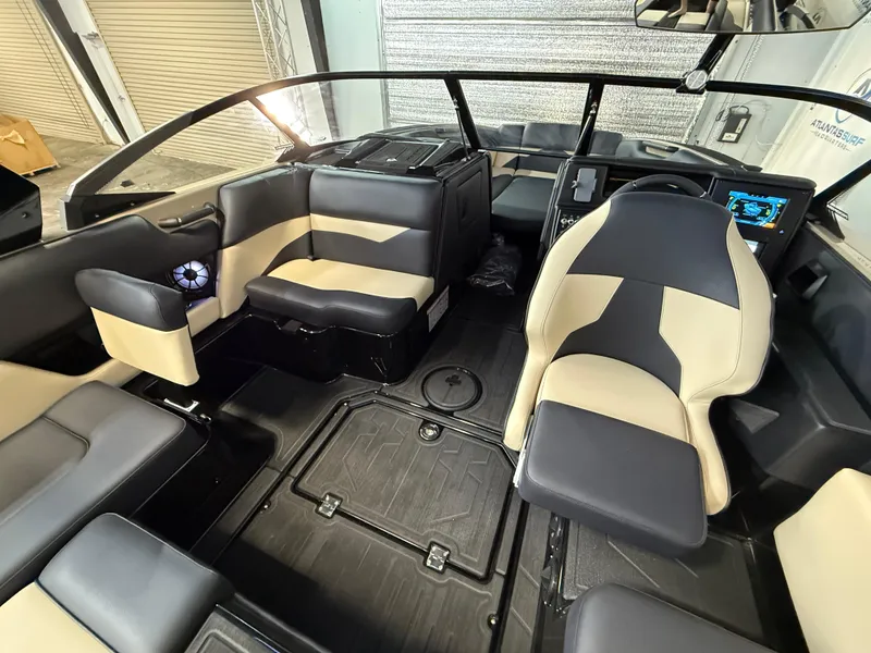 Slide: The Image of Moomba Mojo 2025 - 28