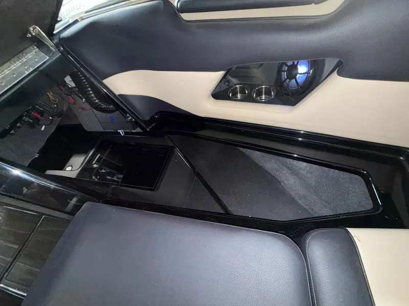 Slide: The Image of Moomba Mojo 2025 - 48