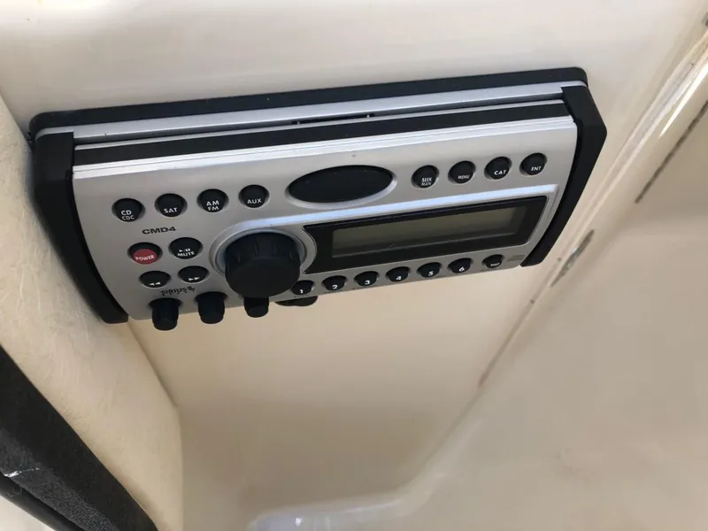 Slide: The Image of Sea Ray 270 Sundeck 2006 - 55