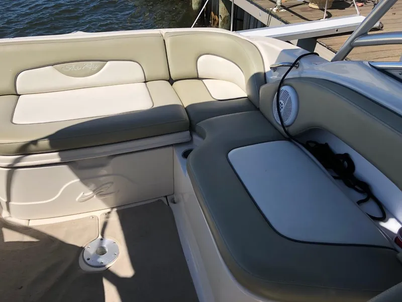 Slide: The Image of Sea Ray 270 Sundeck 2006 - 56