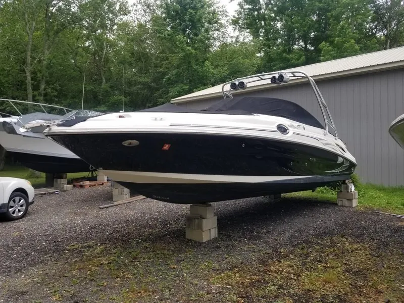 Slide: The Image of Sea Ray 270 Sundeck 2006 - 64