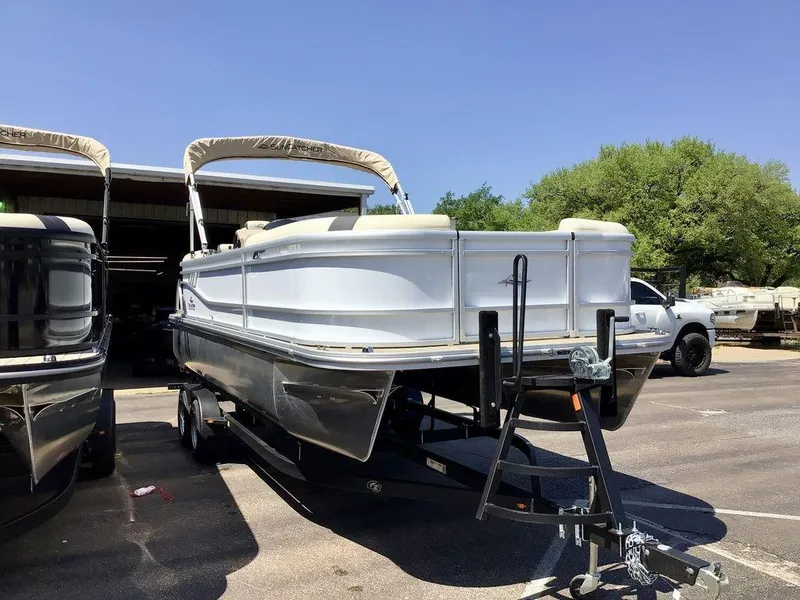 Slide: The Image of SunCatcher Select 22RC 2025 - 10