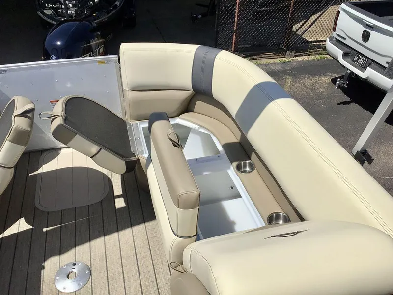 Slide: The Image of SunCatcher Select 22RC 2025 - 24