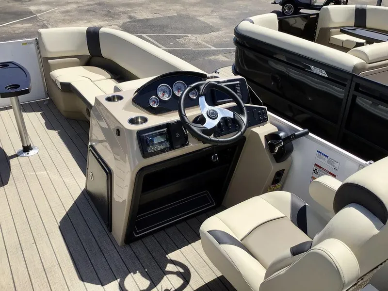 Slide: The Image of SunCatcher Select 22RC 2025 - 28