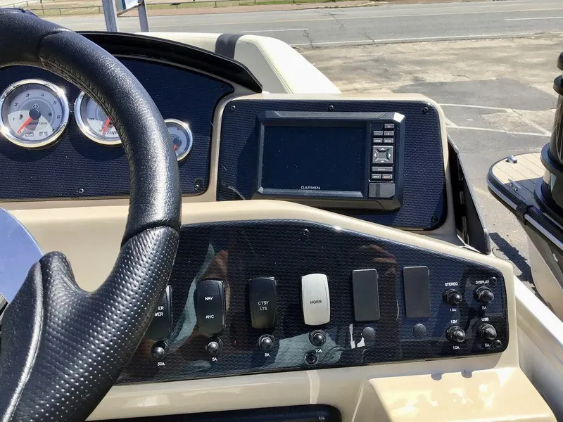 Slide: The Image of SunCatcher Select 22RC 2025 - 32