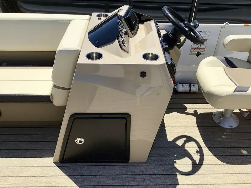 Slide: The Image of SunCatcher Select 22RC 2025 - 41