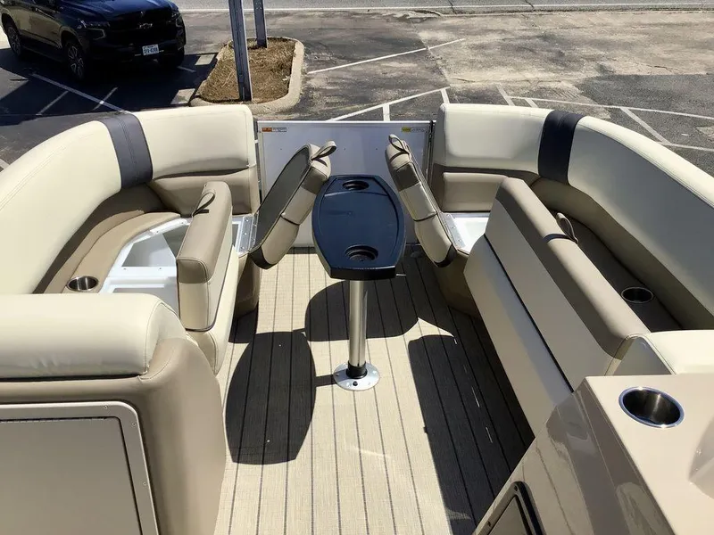 Slide: The Image of SunCatcher Select 22RC 2025 - 50