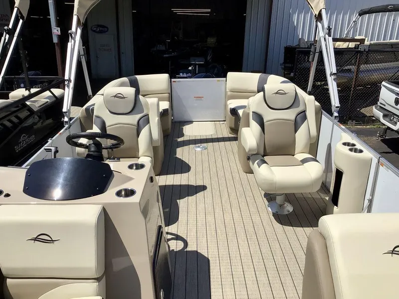 Slide: The Image of SunCatcher Select 22RC 2025 - 51