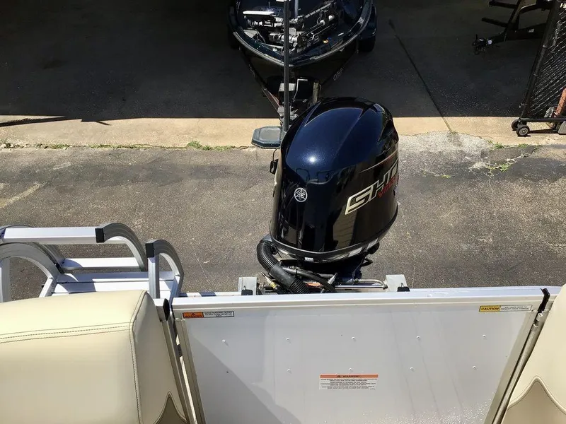 Slide: The Image of SunCatcher Select 22RC 2025 - 52