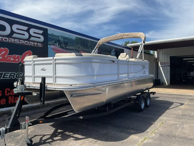 Slide: The Image of SunCatcher Select 22RC 2025 - 63