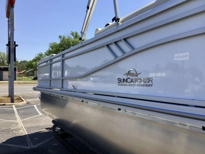 Slide: The Image of SunCatcher Select 22RC 2025 - 7