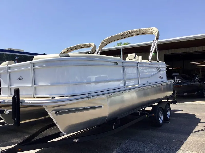 Slide: The Image of SunCatcher Select 22RC 2025 - 8