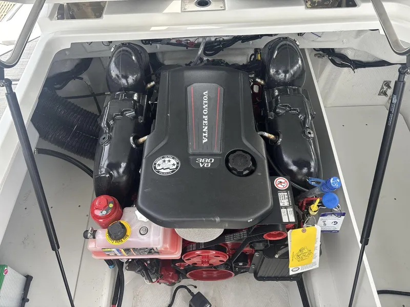 Slide: The Image of Cobalt R6 2025 - 18