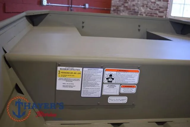 Slide: The Image of Tracker 1542 LW 2025 - 6